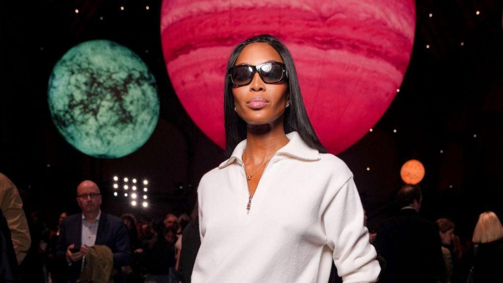 Supermodel Naomi Kembel