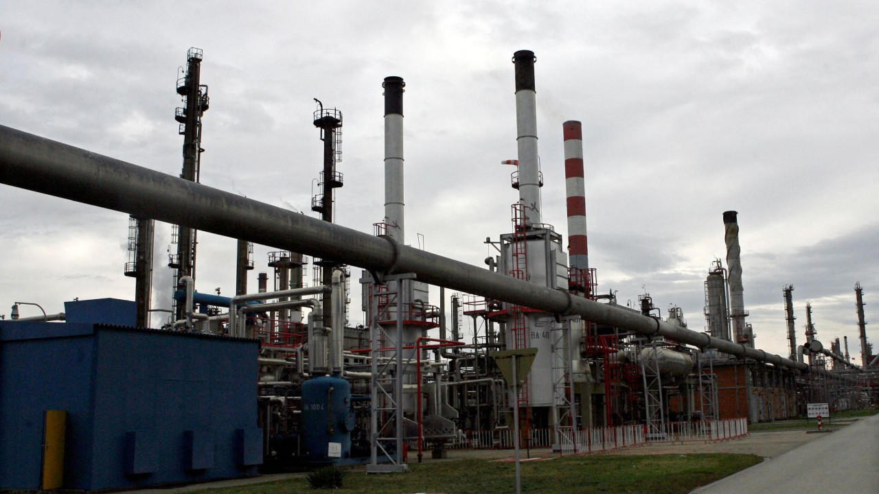 Rafinerija nafte u Pančevu je glavno postrojenje za preradu naftnih derivata u Srbiji