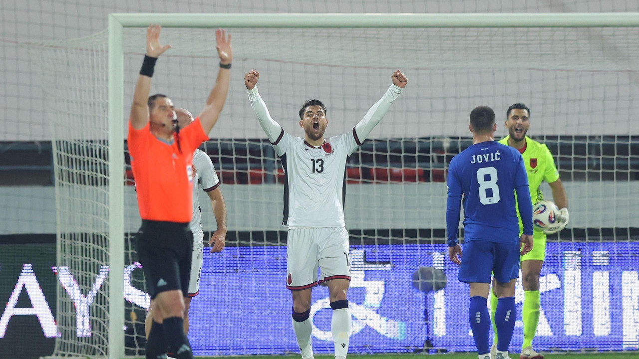 Albanci slave pobedu