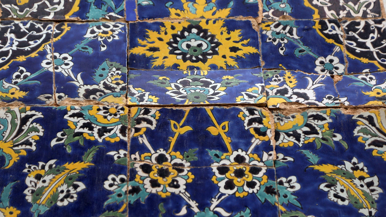 Džamije u Isfahana koje su spomenici svetske baštine pokazuju vidljive znakove sleganja tla 