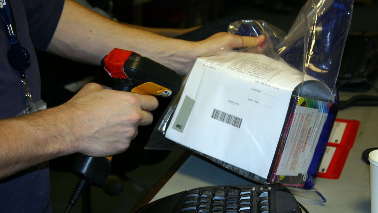 Skeniranje barkoda pošiljke