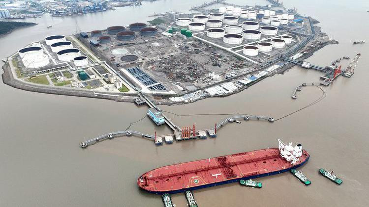 Tankeri sirove nafte u Žišanu u Kini