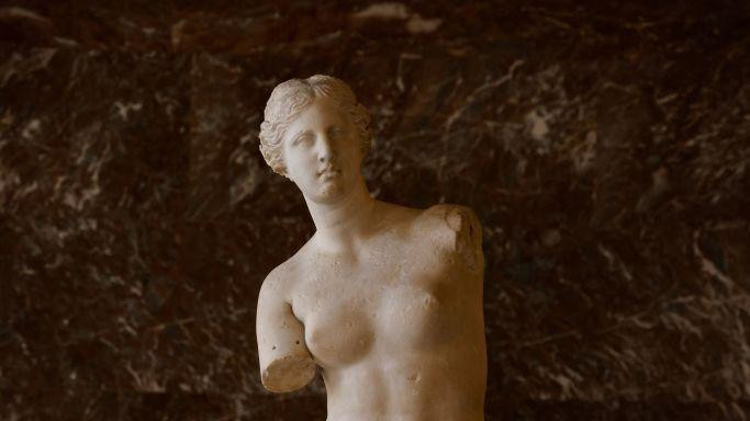 Skulptura Miloska Venera je jedan od najznačajnijih eksponata u Luvru 