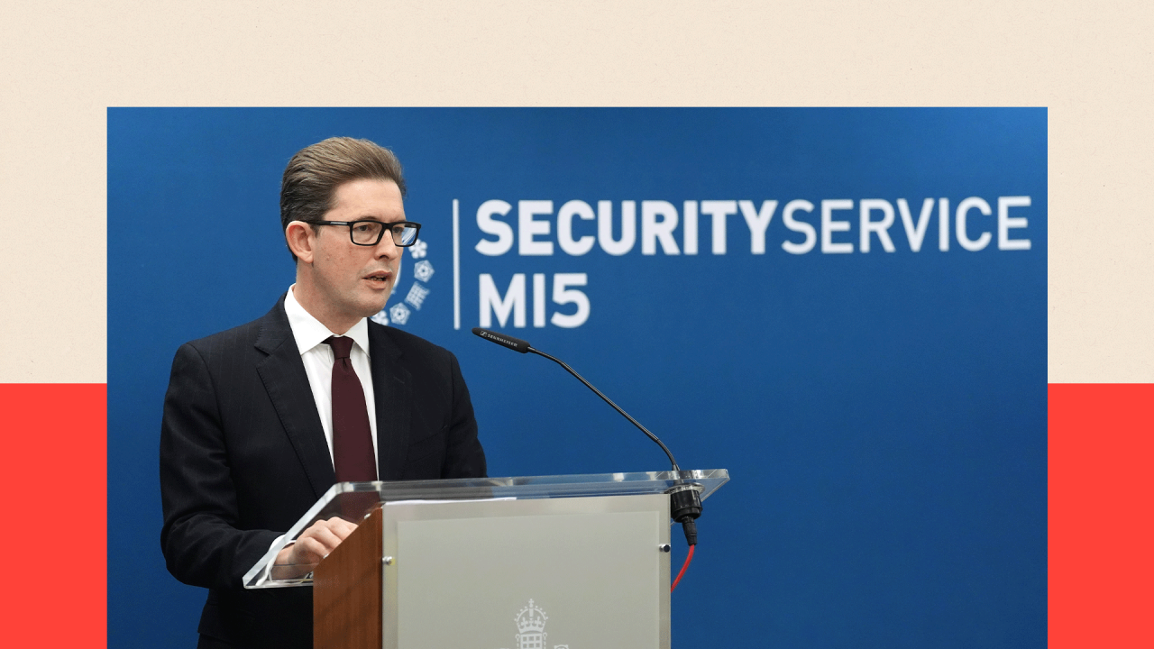 Ken Mekalum za govornicom 