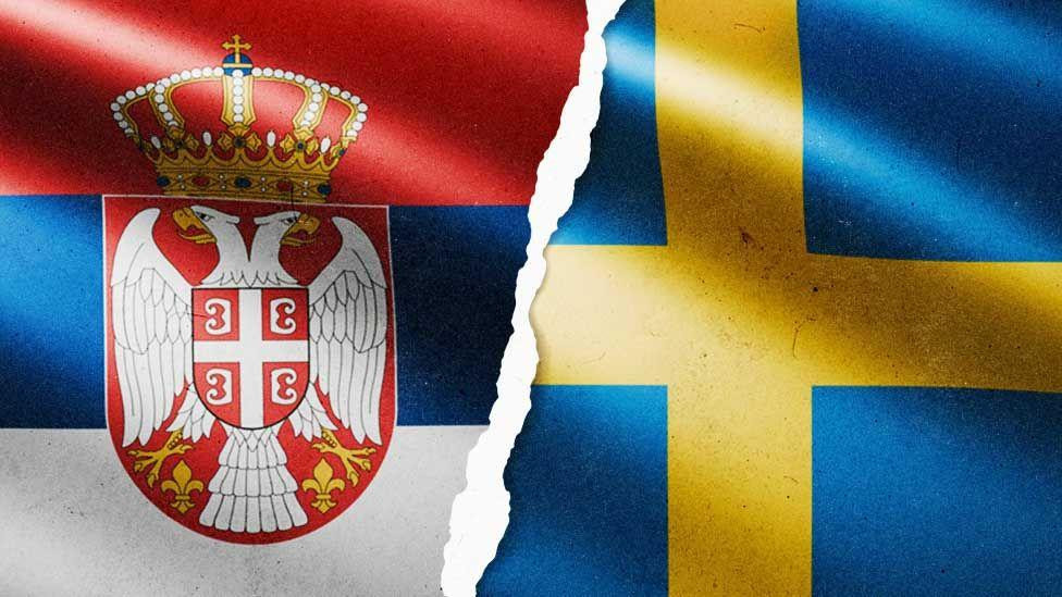 Zastava Srbije (levo) i Švedske (desno)