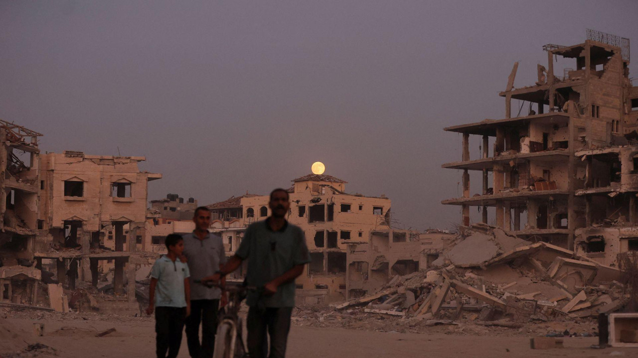 Izlazak meseca bio je jasno vidljiv i u Gazi