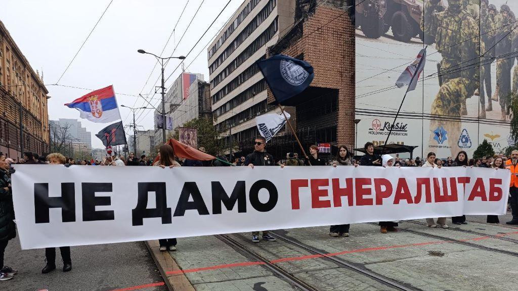 protest ispred Generalštaba