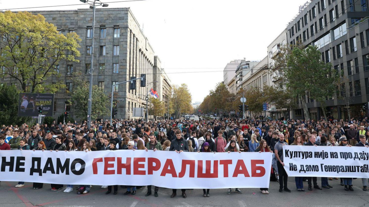 Generalštab, protest, leks specijalis, protest zbog namere vlasti da sruši zgradu Generalštaba i plac ustupi Trampovom zetu za gradnju hotela