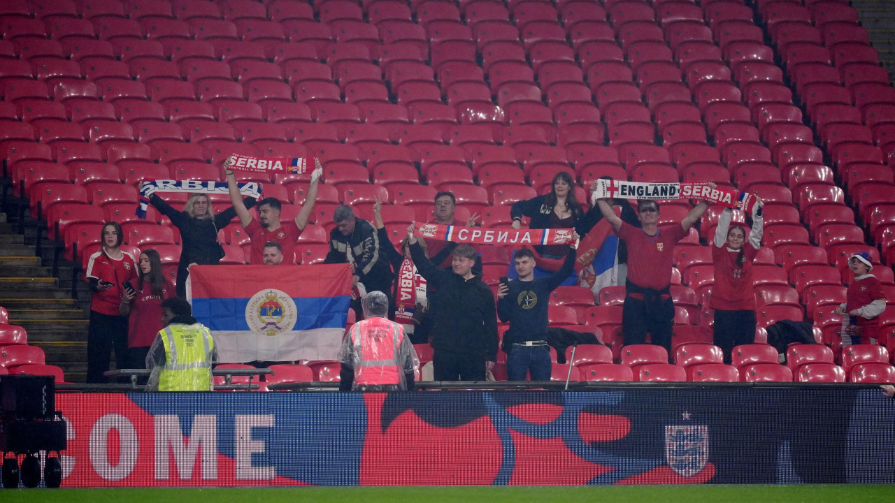 srpski navijači na Vembliju, srbija - engleska, engleska - srbija, kvalifikacije za svetsko prvenstvo