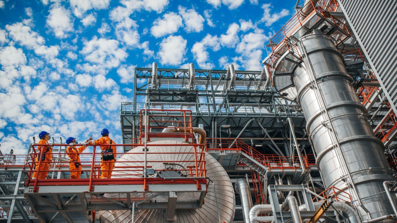 Pogon za preradu nafte u rafineriji