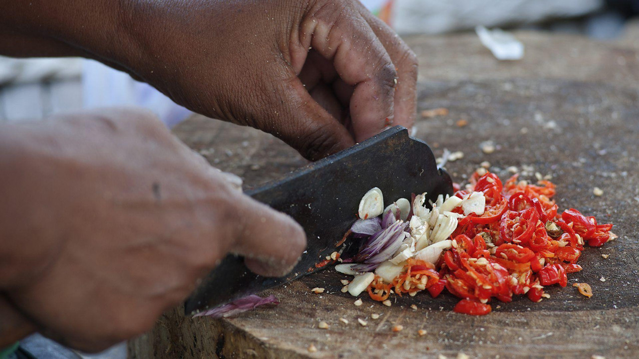 Kapsaicin, jedinjenje koje može da se nađe u ljutim papričicama, pokazalo se da povećava nivoe smeđeg masnog tkiva kod miševa