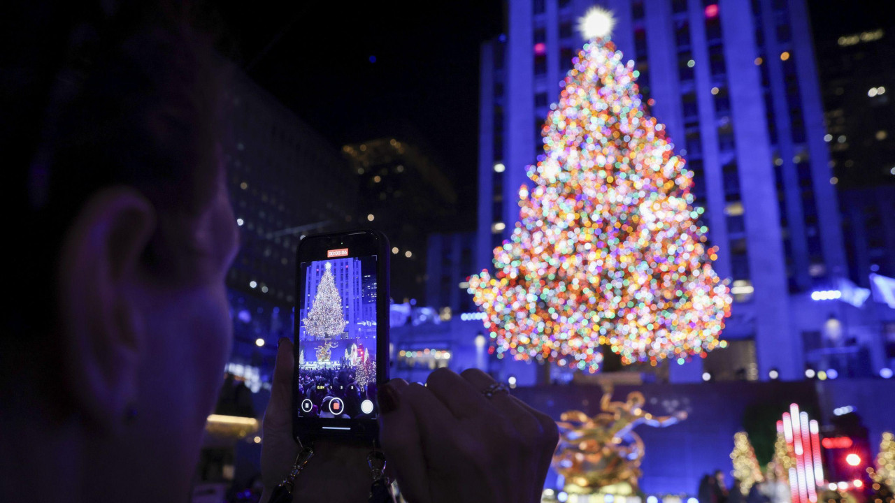 Jelka ispred Rokfeler centra u Njujorku