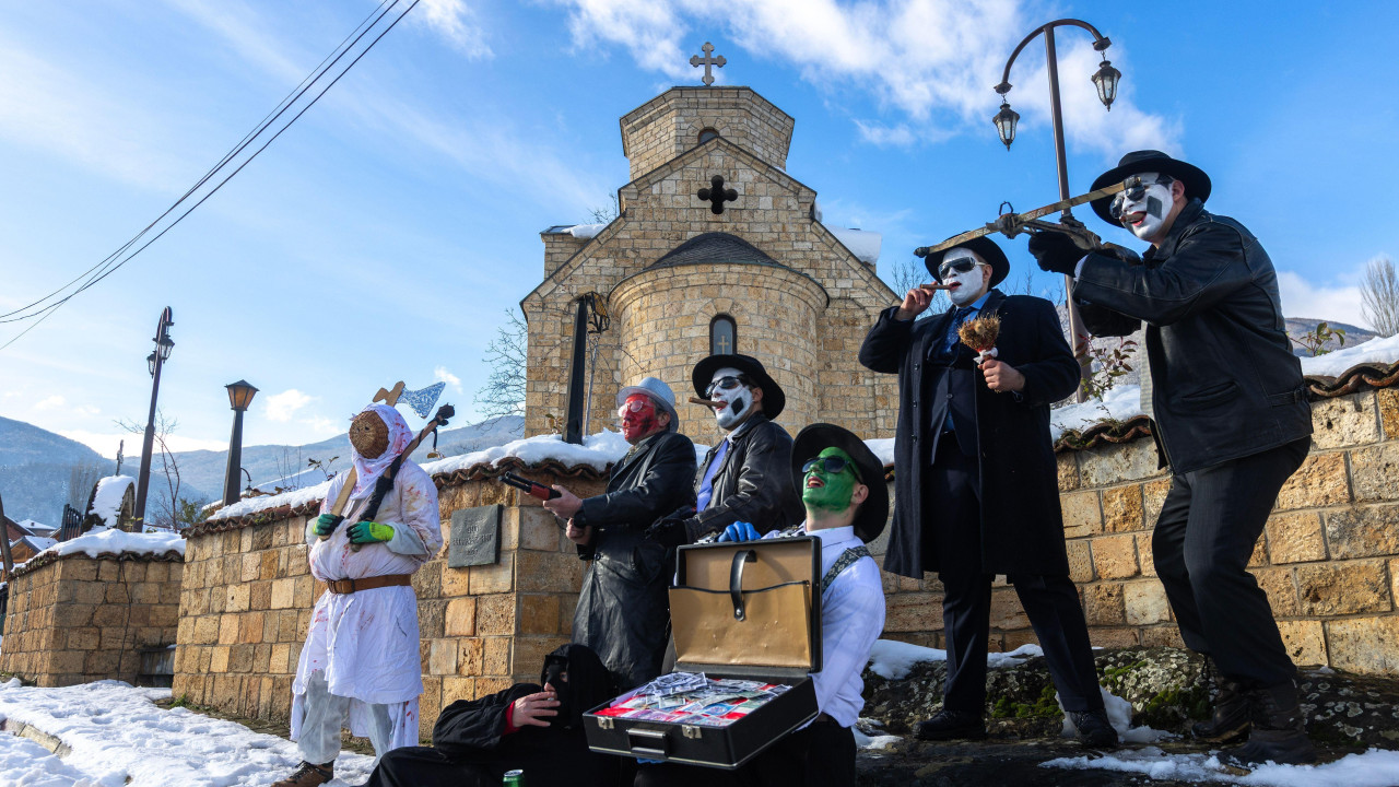karneval u severnoj makedoniji, maskenbal u severnoj makedoniji, tradicionalni festival u vevčanima