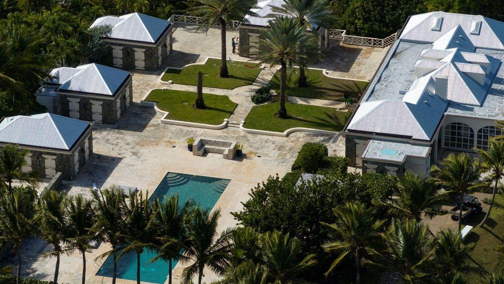 epstinovo ostrvo, ostrvo Mali sent Džejms