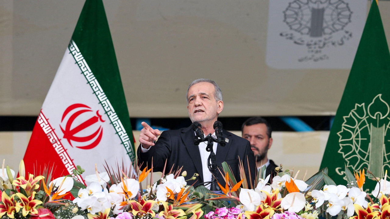 iranski predsednik masud pezeškijan obratio se okupljenima