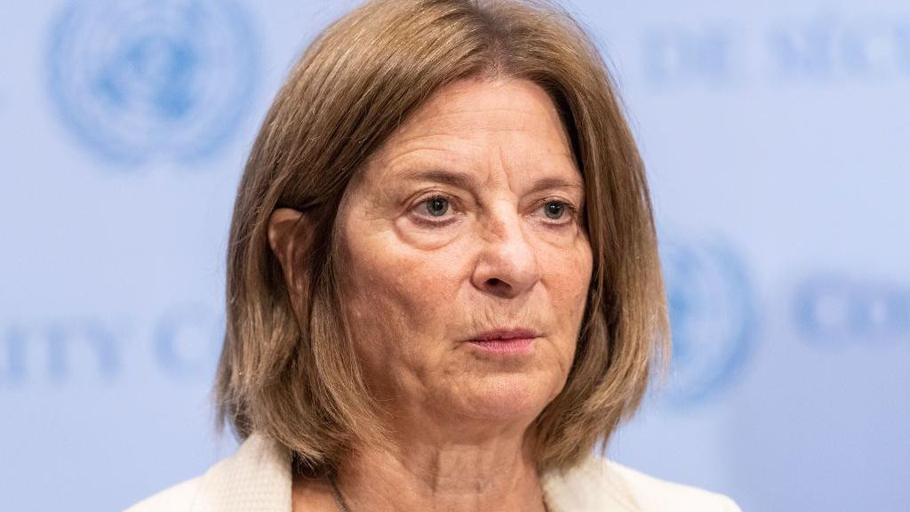 Mona Jul 