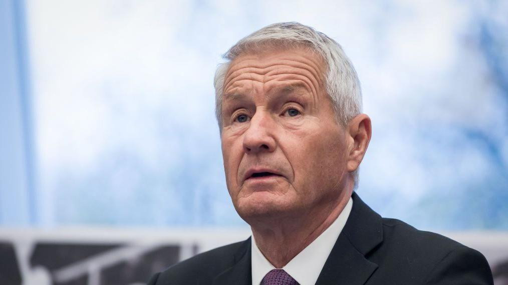Bivši norveški premijer Torbjorn Jagland u odelu, Torbjern Jagland, bivši norveški premijer, šef Nobelovog komiteta i nekadašnji, dugogodišnji generalni sekretar Saveta Evrope, nadzornog tela za demokratiju i ljudska prava 