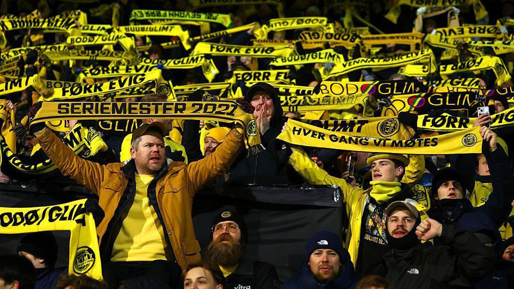 navijači bode glimta