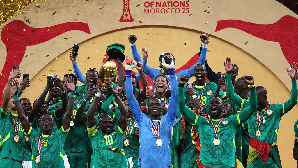 Reprezentativci Senegala sa trofejom prvaka Afrike
