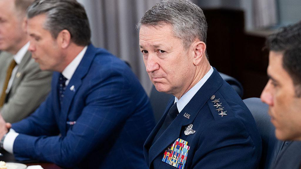 General Den Ken je jedna od najviših ličnosti u američkoj vojsci  