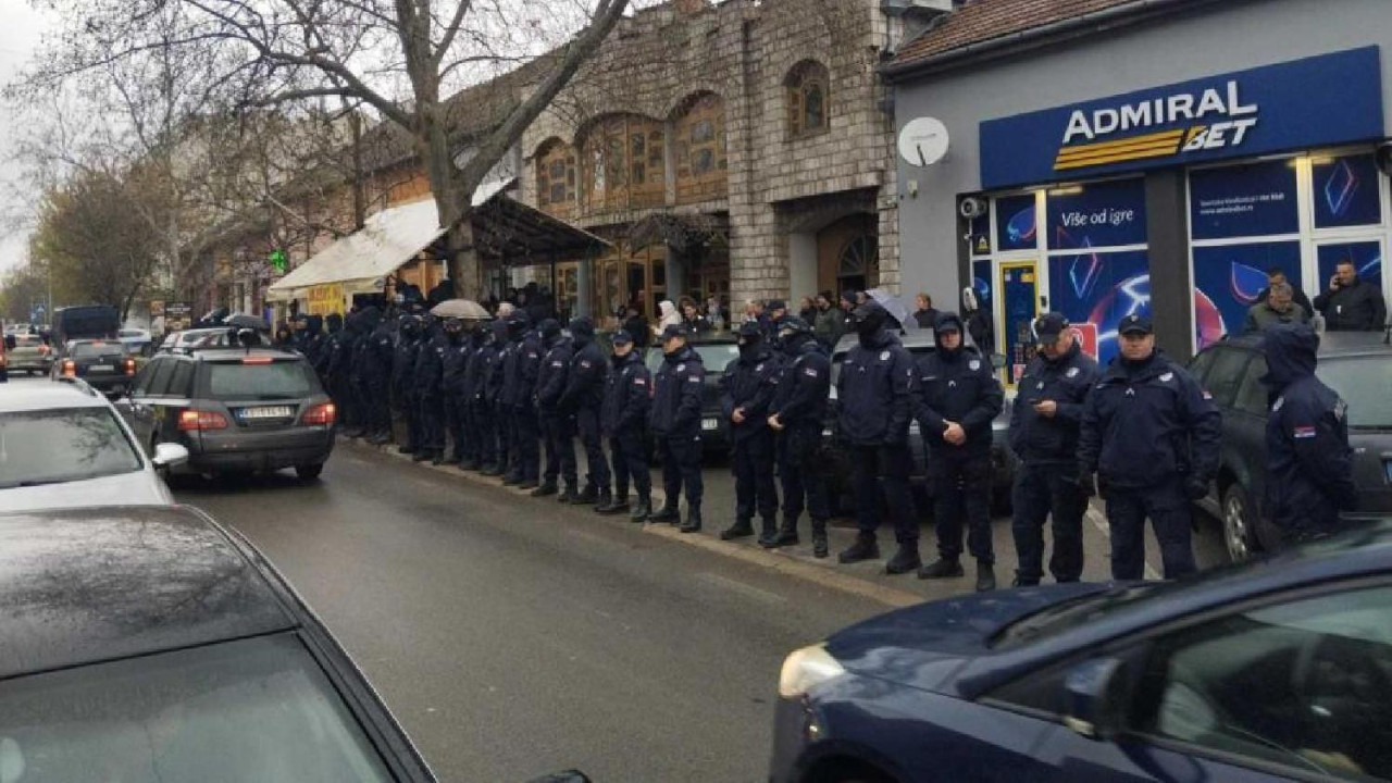izbori, policijski kordon