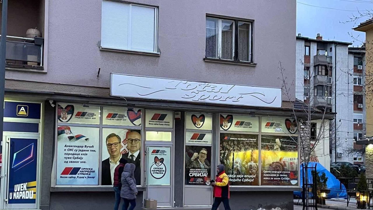 Stranačke prostorije SNS-a u Boru