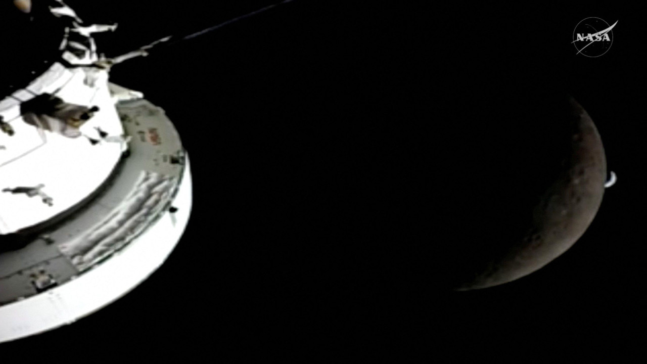 pogled iz letelice orion dok je kružila oko Meseca