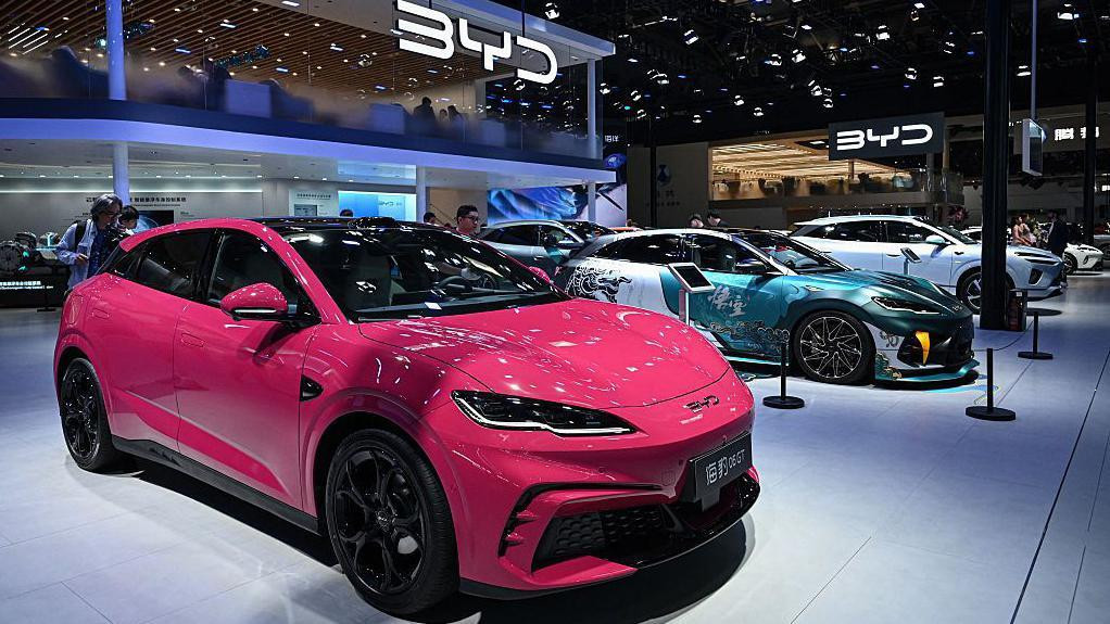 BYD vozilo na sajmu automobila u Pekingu 