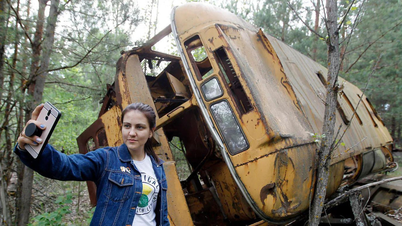 Skoro 100.000 ljudi je evakuisano iz područja oko Černobilja u mesecima posle katastrofe, ali danas napušteni gradovi privlače turiste. 