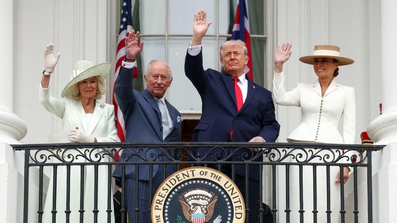 Kraljica, kralj, Donald i Melanija Tramp 