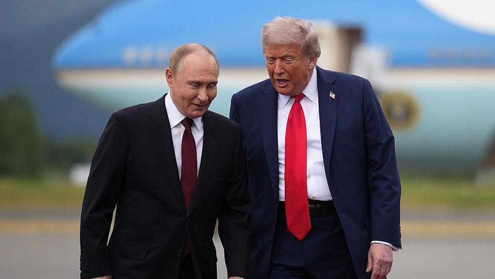 Vladimir Putin i Donald Tramp tokom susreta na Aljasci 15. avgusta 2025. 