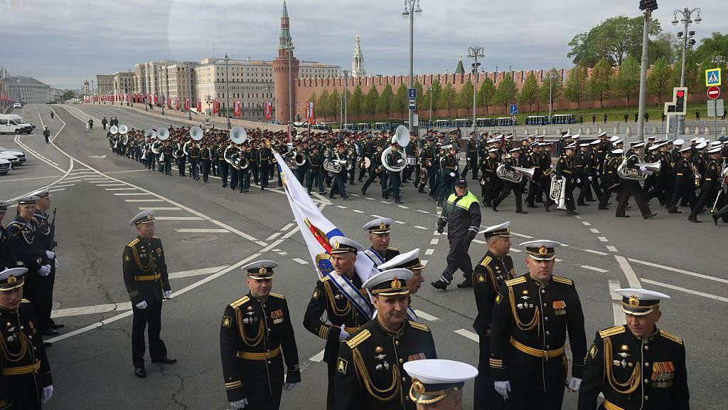 Ruski vojnici na paradi povodom Dana pobede