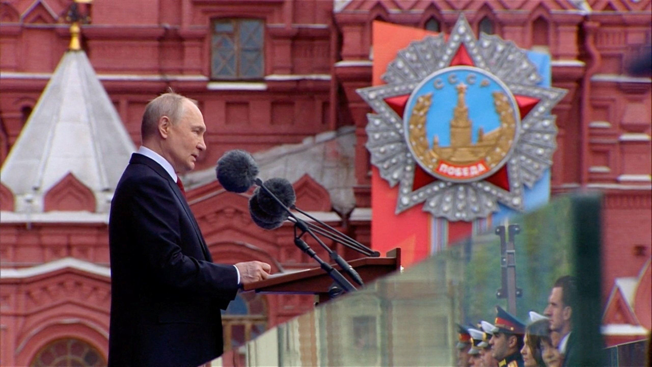 putin na paradi