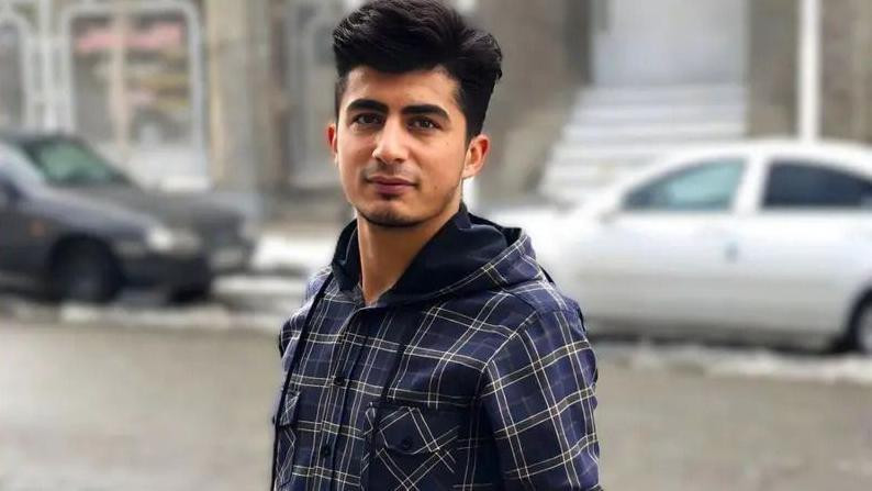 Mehrab Abdolazade  