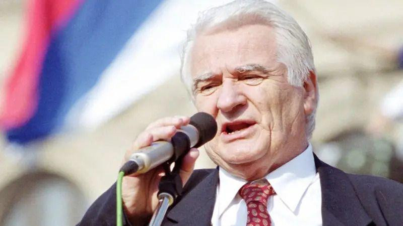 Dragoljub Mićunović