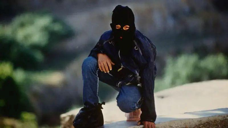 Palestinski borac sa maskom