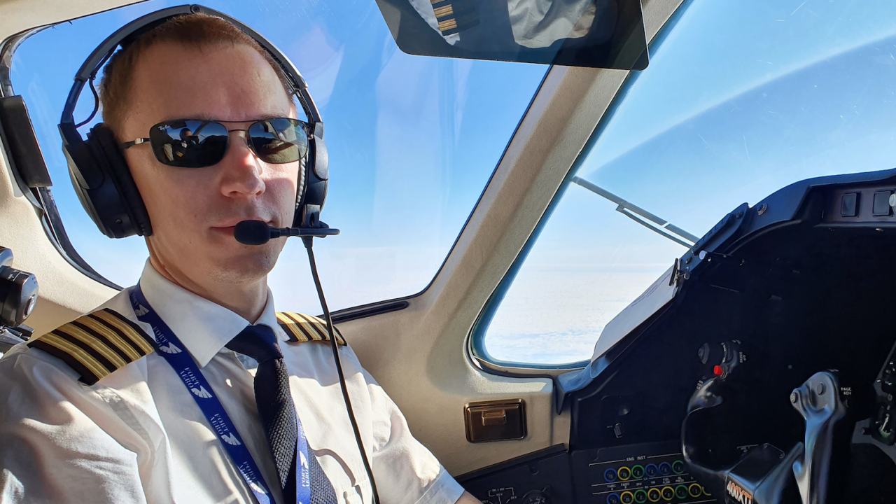Pilot u avionu
