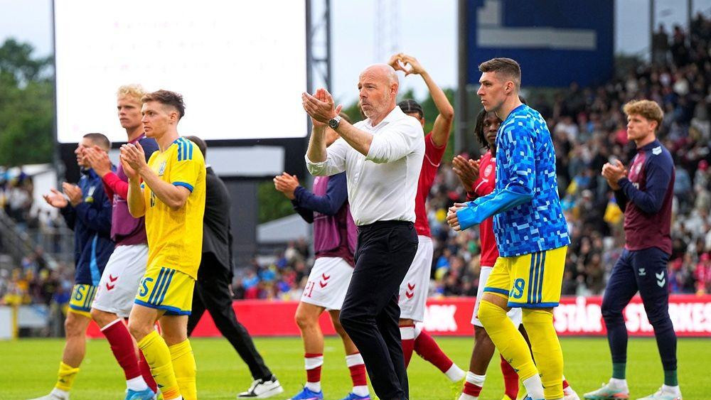kristijan eriksen se srušio na teren