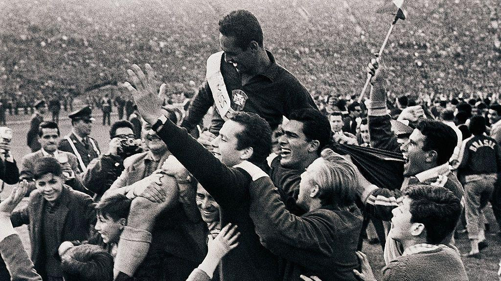 Brazil slavi titulu 1962. posle pobede nad Čehoslovačkom u finalu