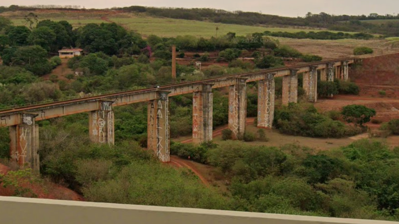 napušteni Most kostura 