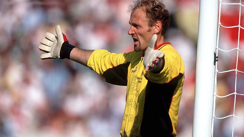 Belgijski golman Filip de Vilde na utakmici sa Meksikom na Mundijalu 98.