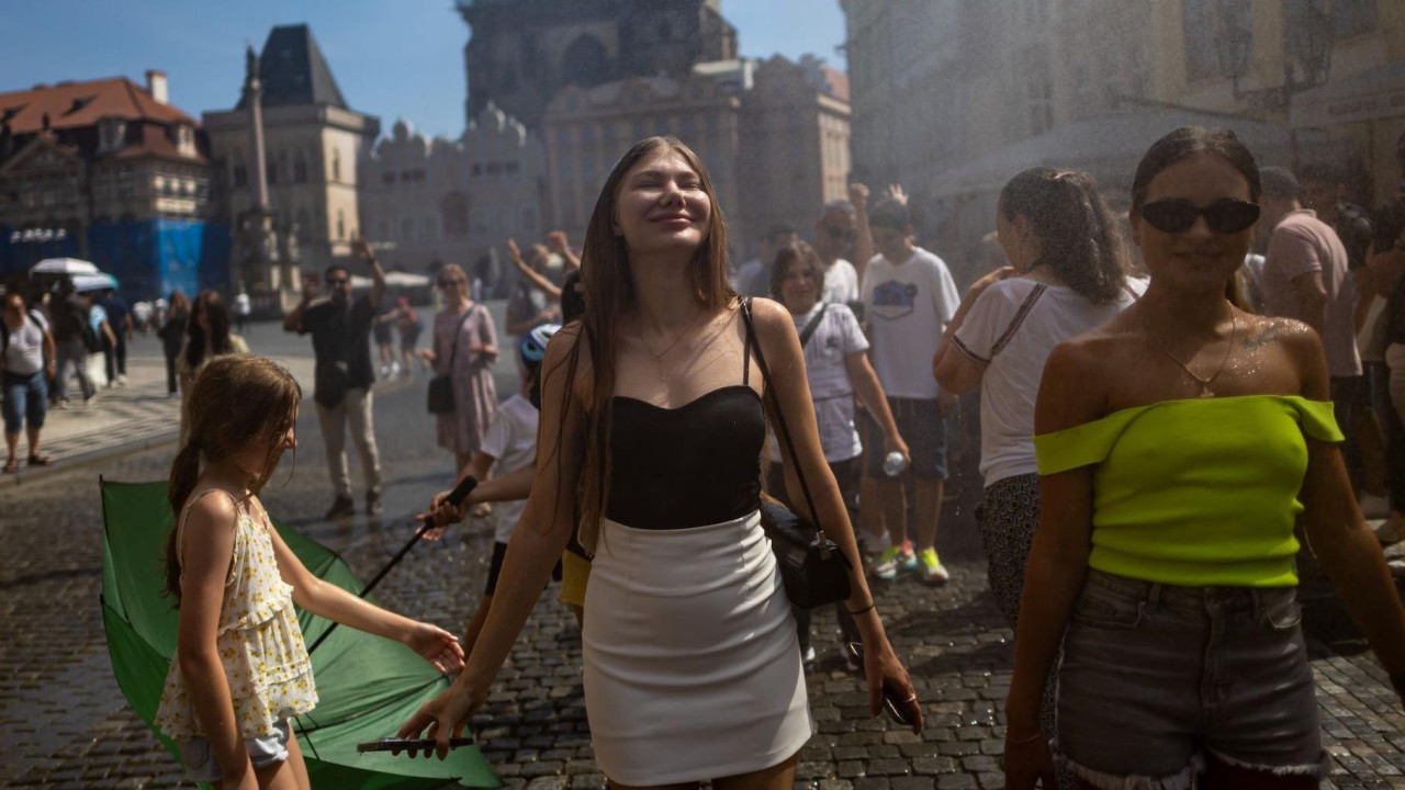 Devojke u centru Praga, glavnog grada Češke, jun 2026.
