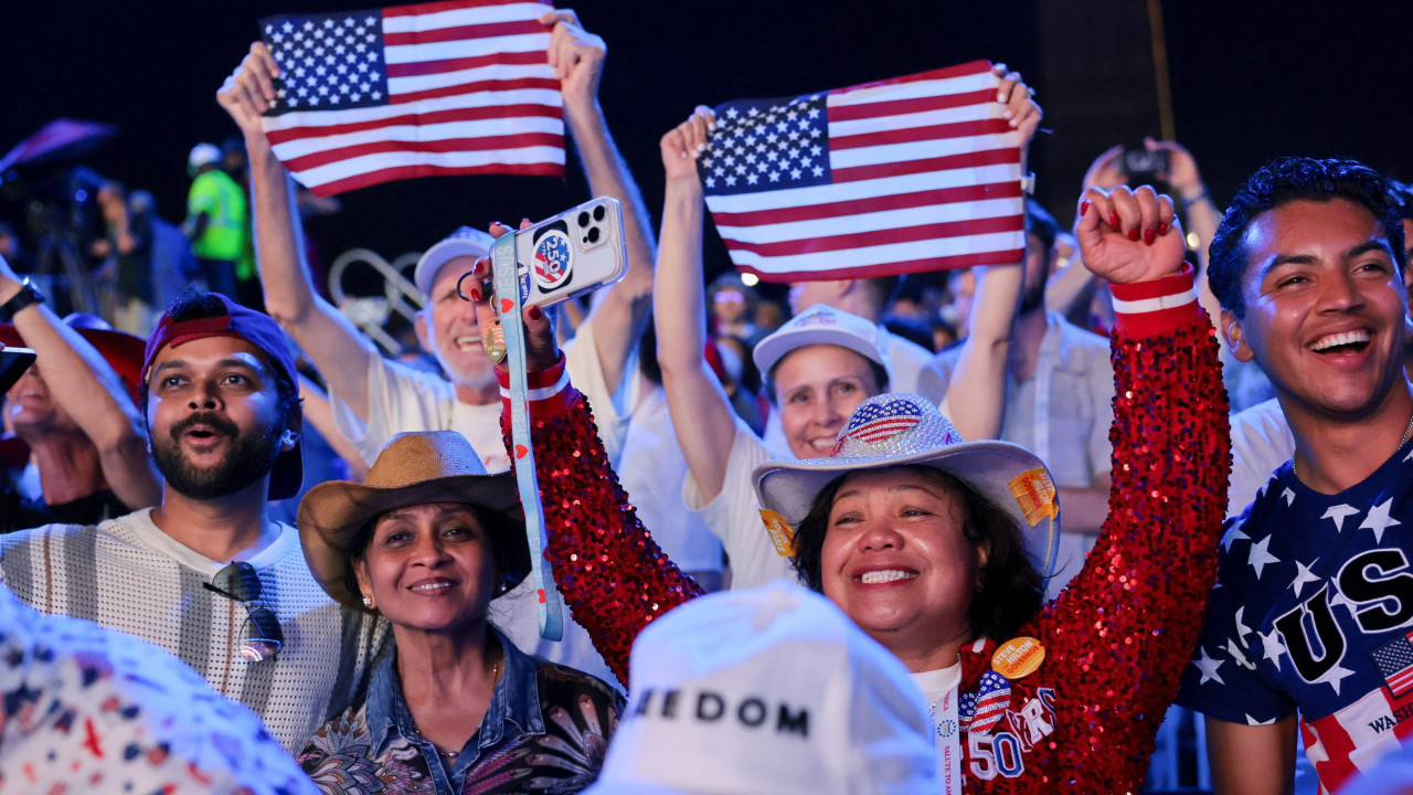 Ljudi okupljeni pred govor Donalda Trampa povodom 250 godina Amerike, Vašington 4. jul 2026