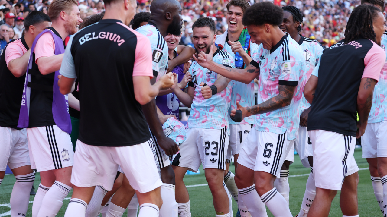 Begium players celebrate Romelu Lukaku's goal against the USA by dancing