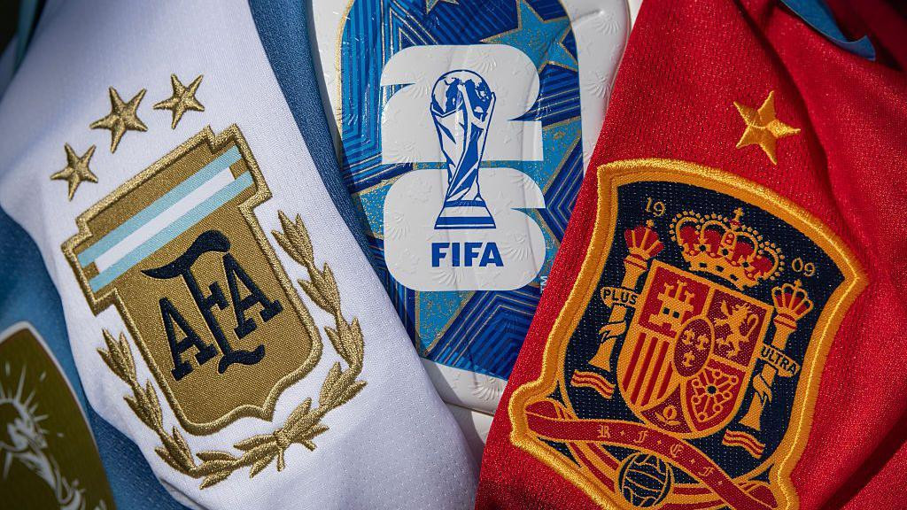Dresovi fudbalskih reprezentacija Argentine i Španije