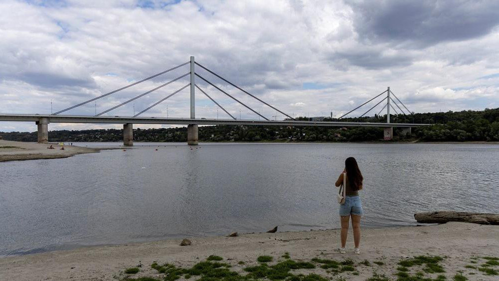dunav, nizak vodostaj dunava, dunav kod Novog Sada