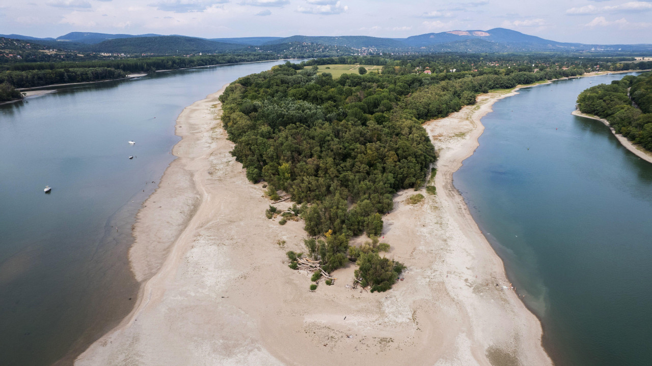 nizak vodostaj dunava u Mađarskoj, dunav, vodostaj dunava, nivo dunava