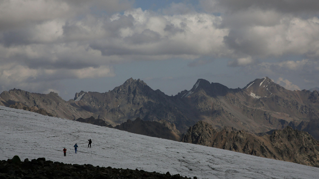 elbrus, uspon planinara na elbrus