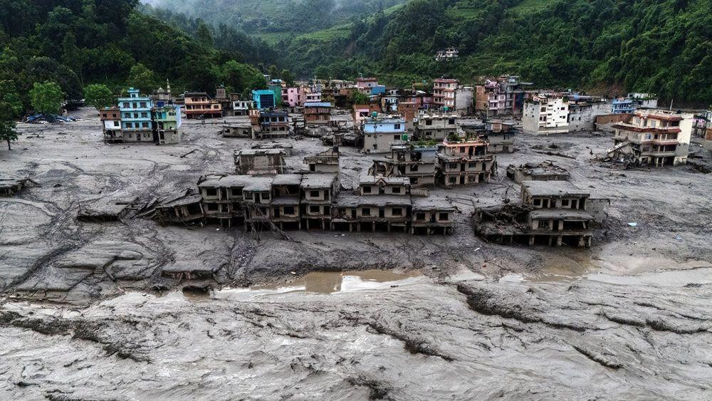 bujična poplava u nepalu