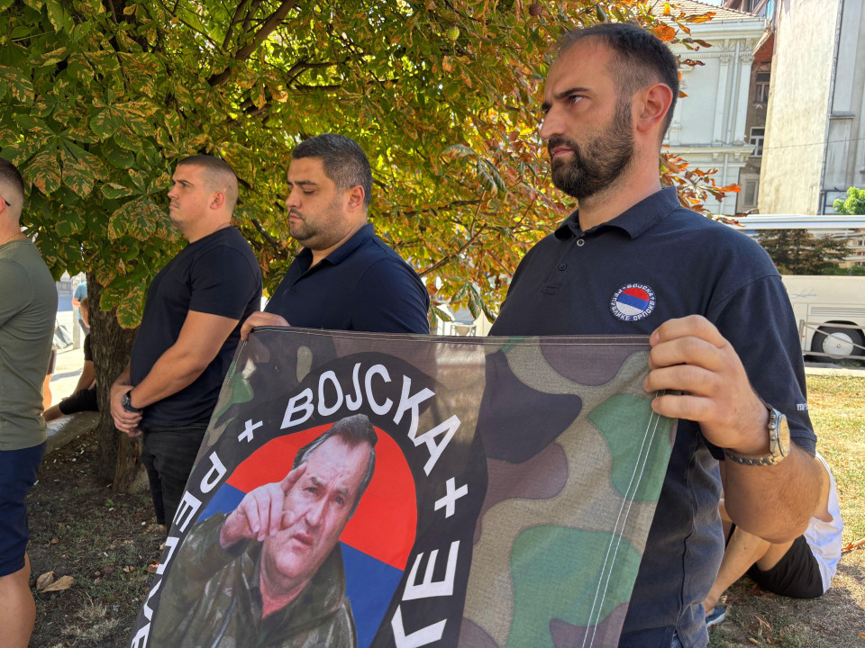 Pristalice na komemoracije